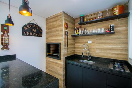 Apartamento à venda com 130m², 2 quartos e 2 vagas Apartamento à venda com 130m², 2 quartos e 2 vagasEspaço gourmet