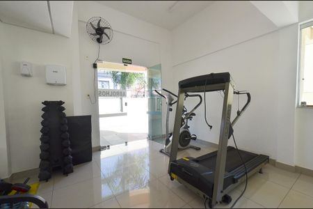 Apartamento à venda com 70m², 3 quartos e 2 vagas Apartamento à venda com 70m², 3 quartos e 2 vagasÁrea comum - Academia