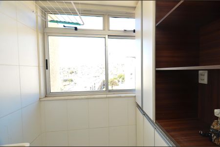 Apartamento à venda com 70m², 3 quartos e 2 vagas Apartamento à venda com 70m², 3 quartos e 2 vagasÁrea de Serviço
