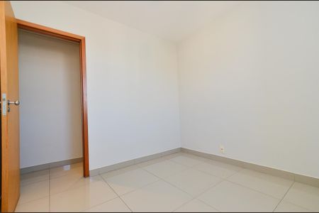 Apartamento à venda com 70m², 3 quartos e 2 vagas Apartamento à venda com 70m², 3 quartos e 2 vagasQuarto 1