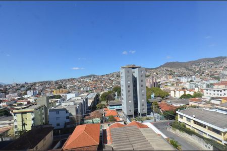 Apartamento à venda com 70m², 3 quartos e 2 vagas Apartamento à venda com 70m², 3 quartos e 2 vagasVista