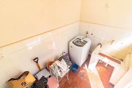 Casa à venda com 210m², 3 quartos e 1 vagaÁrea de Serviço