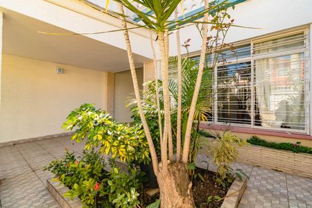 Casa à venda com 210m², 3 quartos e 1 vagaÁrea comum