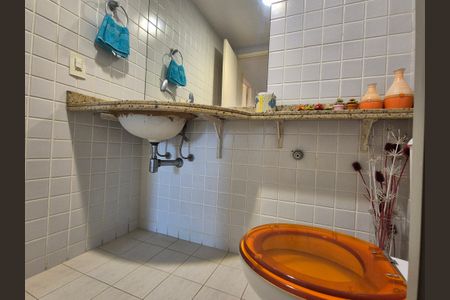 Apartamento à venda com 110m², 3 quartos e 1 vaga Apartamento à venda com 110m², 3 quartos e 1 vagaBanheiro