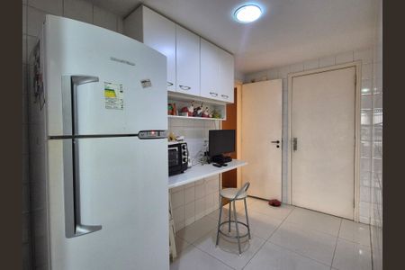 Apartamento à venda com 110m², 3 quartos e 1 vaga Apartamento à venda com 110m², 3 quartos e 1 vagaCozinha