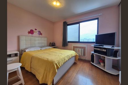 Apartamento à venda com 110m², 3 quartos e 1 vaga Apartamento à venda com 110m², 3 quartos e 1 vagaSuíte