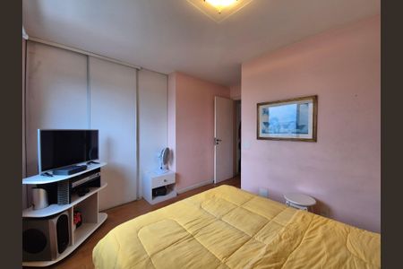 Apartamento à venda com 110m², 3 quartos e 1 vaga Apartamento à venda com 110m², 3 quartos e 1 vagaSuíte