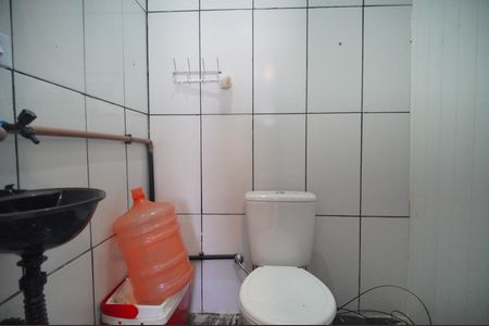 Casa à venda com 270m², 2 quartos e 2 vagasBanheiro 2