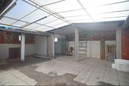 Casa à venda com 270m², 2 quartos e 2 vagasTerraço