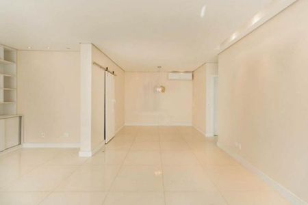Apartamento à venda com 2 quartos, 130m² em Itaim Bibi, São Paulo