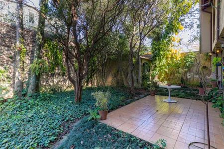 Casa à venda com 4 quartos, 584m² em Cidade Jardim, São Paulo