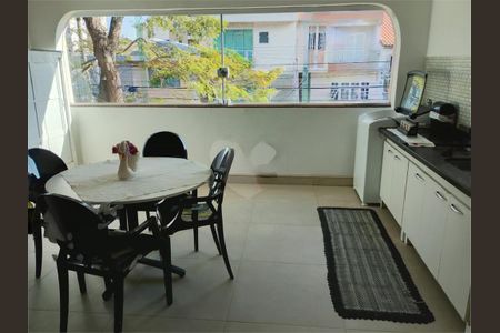 Casa à venda com 192m², 4 quartos e 1 vaga