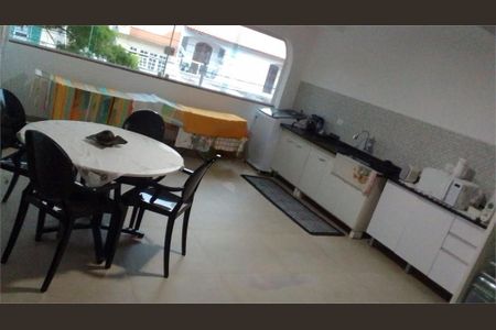 Casa à venda com 192m², 4 quartos e 1 vaga