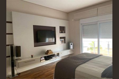Casa à venda com 453m², 4 quartos e 4 vagas