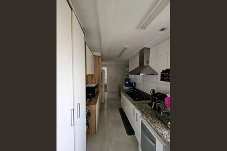 Apartamento à venda com 131m², 4 quartos e 2 vagas