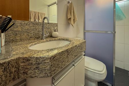 Apartamento à venda com 128m², 3 quartos e 2 vagasBanheiro 2