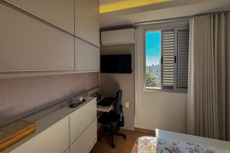 Apartamento à venda com 128m², 3 quartos e 2 vagasQuarto 2