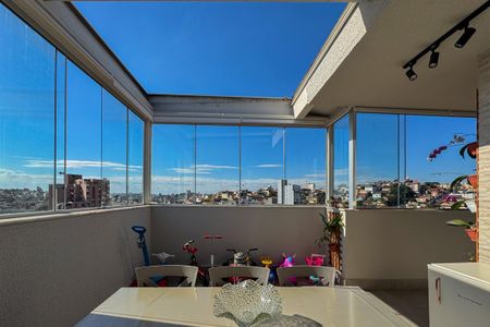 Apartamento à venda com 128m², 3 quartos e 2 vagasCobertura