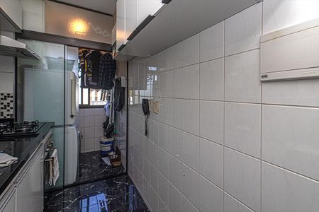 Apartamento à venda com 56m², 2 quartos e 1 vaga Apartamento à venda com 56m², 2 quartos e 1 vagaCozinha