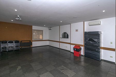 Apartamento à venda com 56m², 2 quartos e 1 vaga Apartamento à venda com 56m², 2 quartos e 1 vagaÁrea comum - Salão de festas