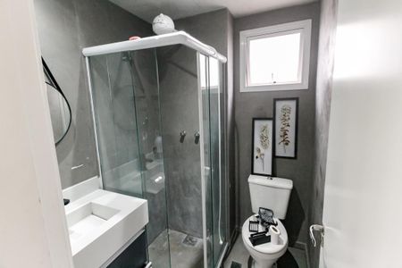 Apartamento para alugar com 66m², 2 quartos e 2 vagas Apartamento para alugar com 66m², 2 quartos e 2 vagasBanheiro da Suíte