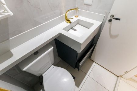 Apartamento para alugar com 66m², 2 quartos e 2 vagas Apartamento para alugar com 66m², 2 quartos e 2 vagasBanheiro Social
