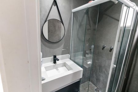 Apartamento para alugar com 66m², 2 quartos e 2 vagas Apartamento para alugar com 66m², 2 quartos e 2 vagasBanheiro da Suíte