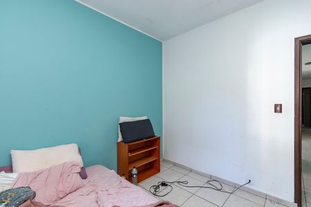 Casa à venda com 180m², 3 quartos e 2 vagas Casa à venda com 180m², 3 quartos e 2 vagasQuarto 2