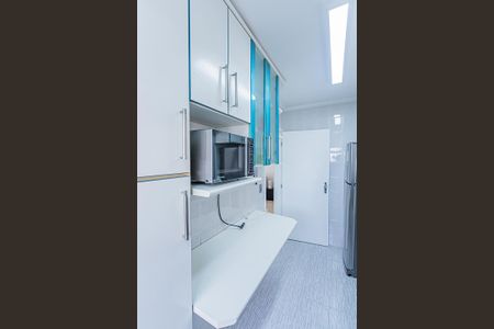 Apartamento à venda com 56m², 2 quartos e 1 vaga Apartamento à venda com 56m², 2 quartos e 1 vagaCozinha