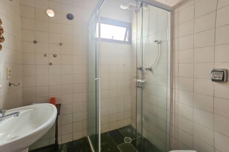 Apartamento para alugar com 210m², 3 quartos e 2 vagasBanheiro Social