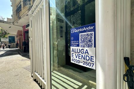 Apartamento para alugar com 180m², 3 quartos e sem vaga Apartamento para alugar com 180m², 3 quartos e sem vagaPlaquinha