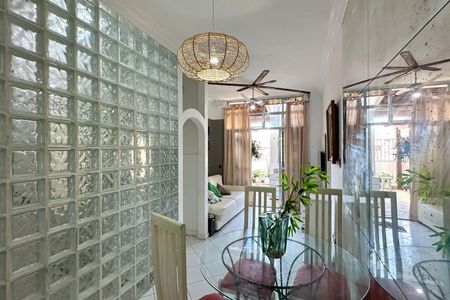 Apartamento para alugar com 180m², 3 quartos e sem vaga Apartamento para alugar com 180m², 3 quartos e sem vagaSala