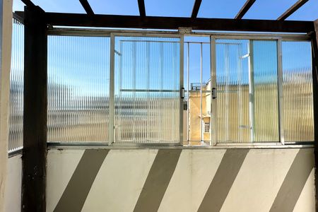 Apartamento para alugar com 180m², 3 quartos e sem vaga Apartamento para alugar com 180m², 3 quartos e sem vagaQuarto 02