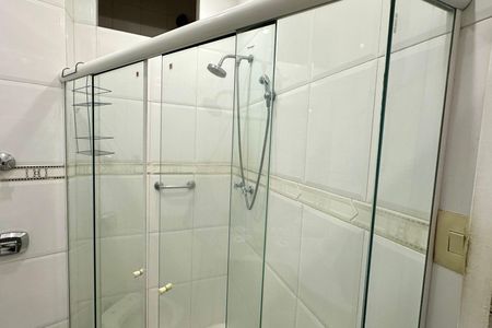 Apartamento para alugar com 180m², 3 quartos e sem vaga Apartamento para alugar com 180m², 3 quartos e sem vagaBanheiro Social