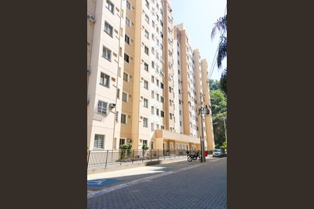 Apartamento à venda com 44m², 2 quartos e sem vaga Apartamento à venda com 44m², 2 quartos e sem vagaFachada