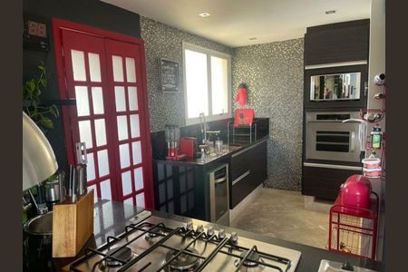 Apartamento à venda com 150m², 3 quartos e 4 vagas