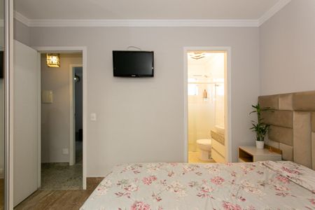 Casa de condomínio à venda com 150m², 3 quartos e 2 vagasSuíte