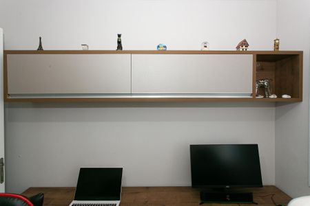 Casa de condomínio à venda com 150m², 3 quartos e 2 vagasQuarto 2