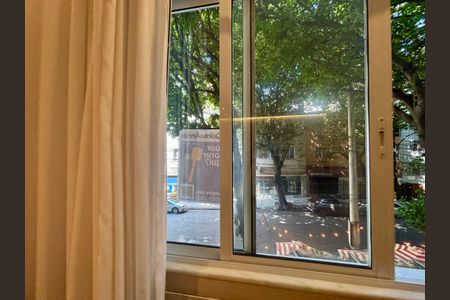 Apartamento à venda com 103m², 3 quartos e sem vaga Apartamento à venda com 103m², 3 quartos e sem vagaPlaca