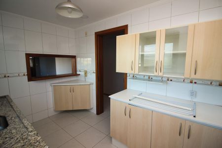 Apartamento à venda com 93m², 2 quartos e 2 vagas Apartamento à venda com 93m², 2 quartos e 2 vagasCozinha