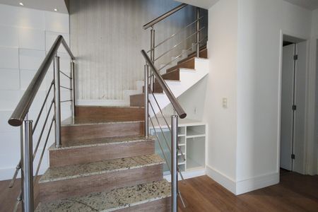 Casa de condomínio à venda com 180m², 3 quartos e 1 vaga Casa de condomínio à venda com 180m², 3 quartos e 1 vagaSala