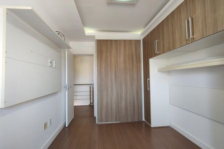 Casa de condomínio à venda com 180m², 3 quartos e 1 vaga Casa de condomínio à venda com 180m², 3 quartos e 1 vagaSuíte