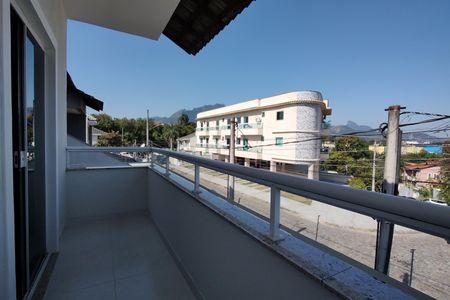 Casa de condomínio à venda com 180m², 3 quartos e 1 vaga Casa de condomínio à venda com 180m², 3 quartos e 1 vagaVaranda do Quarto 2