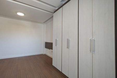 Casa de condomínio à venda com 180m², 3 quartos e 1 vaga Casa de condomínio à venda com 180m², 3 quartos e 1 vagaQuarto 1