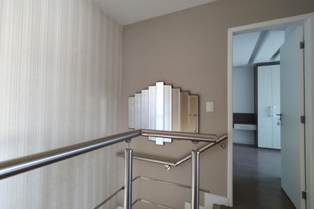 Casa de condomínio à venda com 180m², 3 quartos e 1 vaga Casa de condomínio à venda com 180m², 3 quartos e 1 vagaHall Social