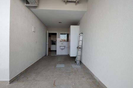 Casa de condomínio à venda com 180m², 3 quartos e 1 vaga Casa de condomínio à venda com 180m², 3 quartos e 1 vagaÁrea de Serviço