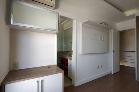 Casa de condomínio à venda com 180m², 3 quartos e 1 vaga Casa de condomínio à venda com 180m², 3 quartos e 1 vagaSuíte