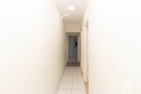 Casa à venda com 300m², 3 quartos e 4 vagas Casa à venda com 300m², 3 quartos e 4 vagasCorredor dos Quartos