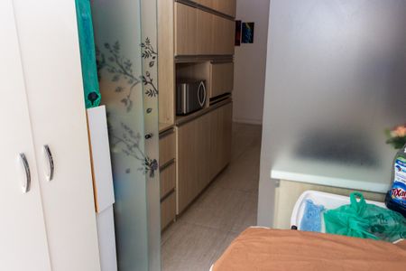Apartamento à venda com 70m², 2 quartos e 2 vagas Apartamento à venda com 70m², 2 quartos e 2 vagasCozinha e Área de Serviço
