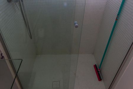 Apartamento à venda com 70m², 2 quartos e 2 vagas Apartamento à venda com 70m², 2 quartos e 2 vagasBanheiro